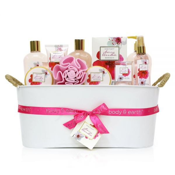 Birthday Gift Ideas For Her
 Gift Baskets for Women Body & Earth Bath Gifts for Women