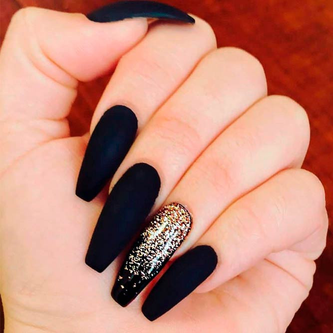 Black And Gold Glitter Nails
 27 Fancy Ways To Rock Matte Black Nails