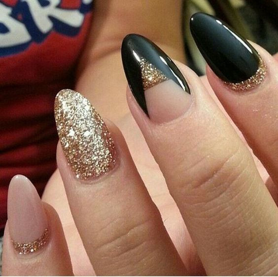Black And Gold Glitter Nails
 Picture blush black and gold glitter nails with