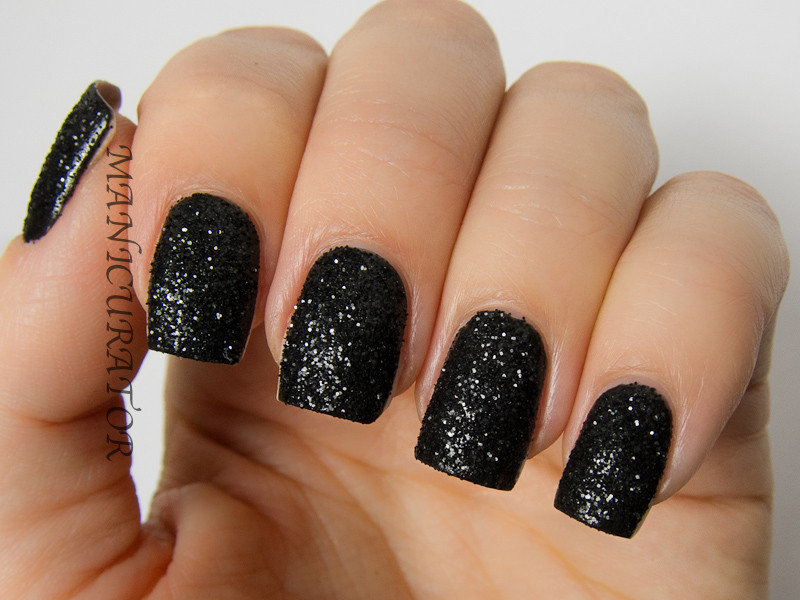 Black And Gold Glitter Nails
 Dior Sparkling Powders 2013 Swatch and Review