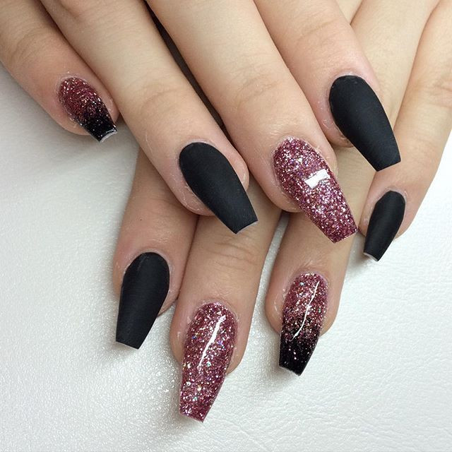 Black And Red Glitter Nails
 Pink glitter and matte black nails
