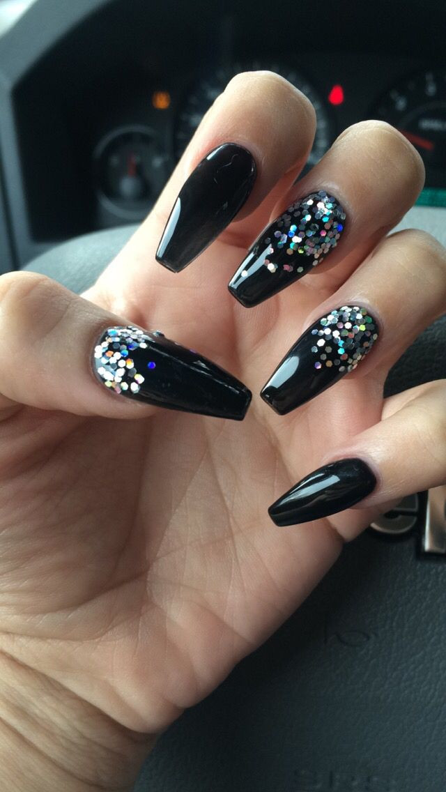 Black And Silver Glitter Nails
 Coffin nails Black with Glitter nails coffin