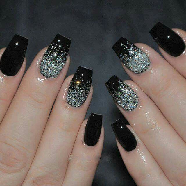 Black And Silver Glitter Nails
 Black and Silver Sparkles Looks like the night sky