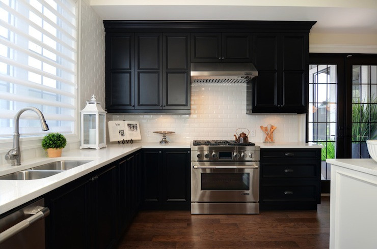 Black And White Kitchen Cabinets
 Black KItchen Cabinets with White Countertops