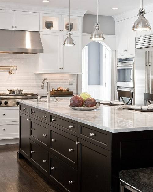 Black And White Kitchen Cabinets
 Black Kitchen Cabinets and White Appliances