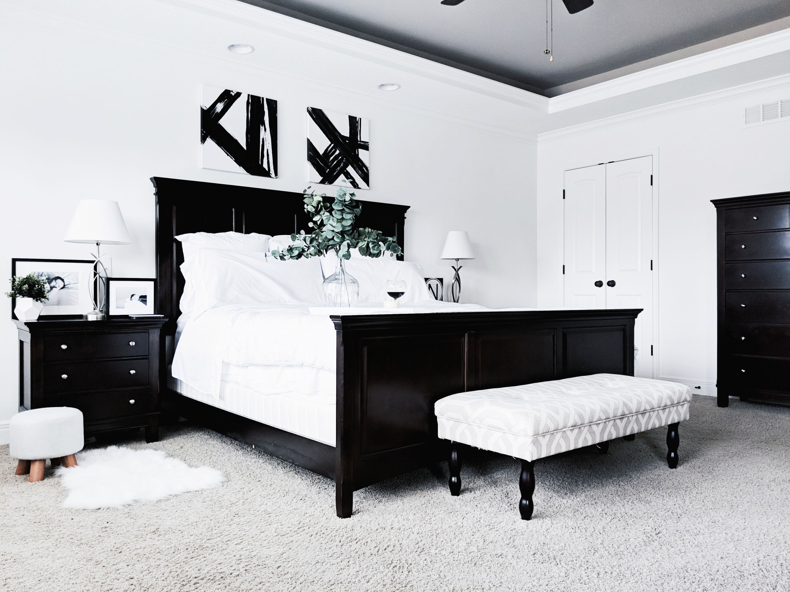 Black And White Master Bedroom
 Black and White Master Bedroom Ideas • COVET by tricia