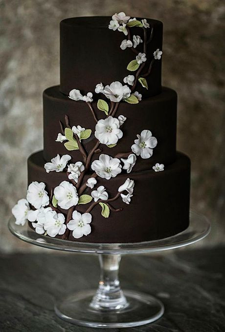 Black And White Wedding Cake
 Ten Over The Top Wedding Cakes You’ll Actually Like
