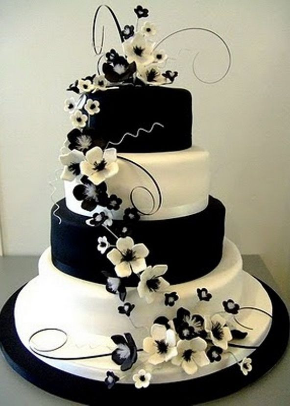 Black And White Wedding Cake
 Black White Themed Wedding Inspiration