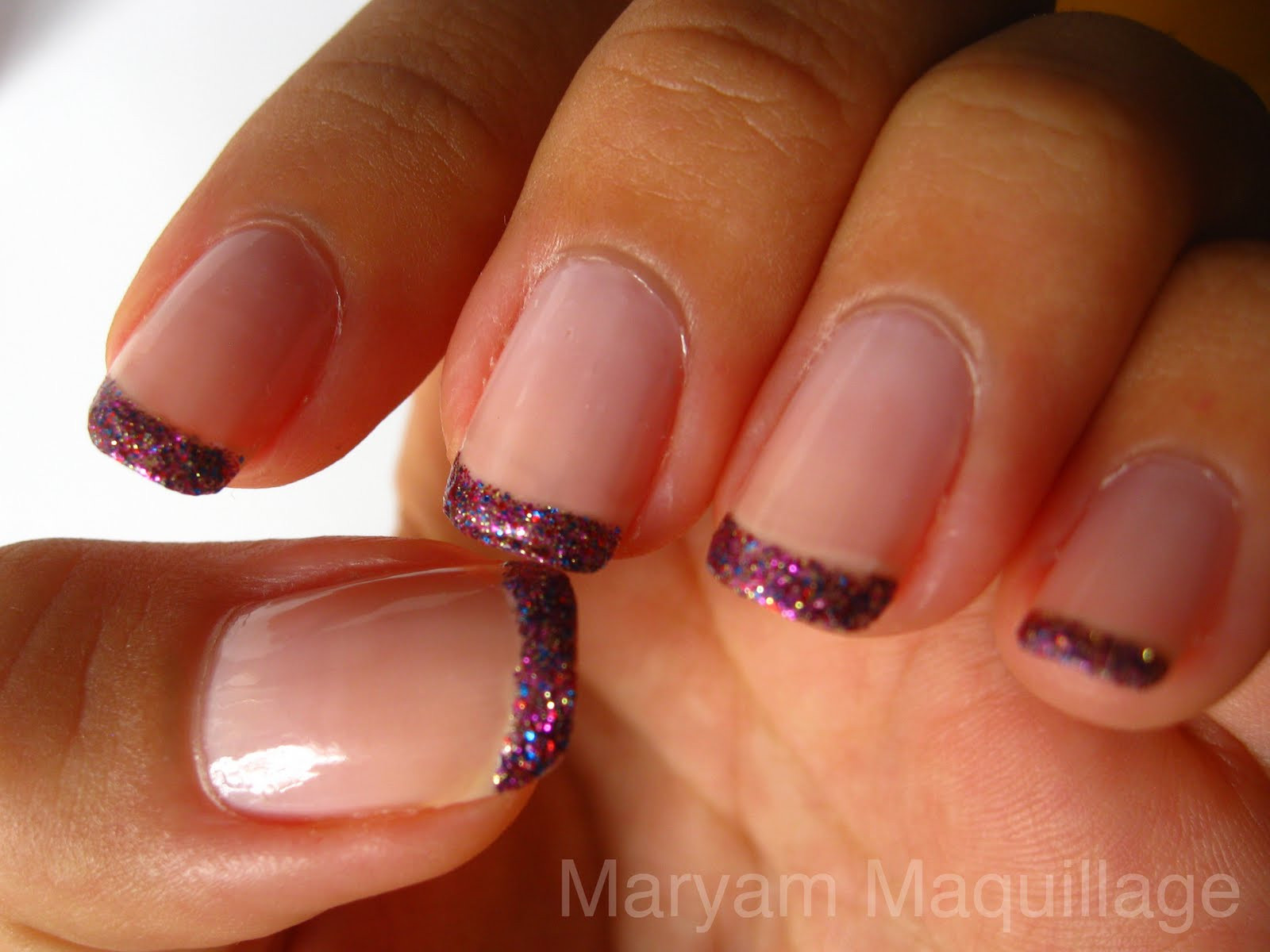 Black Nails With Glitter Tips
 Maryam Maquillage Rockstar Pink Nail Tips
