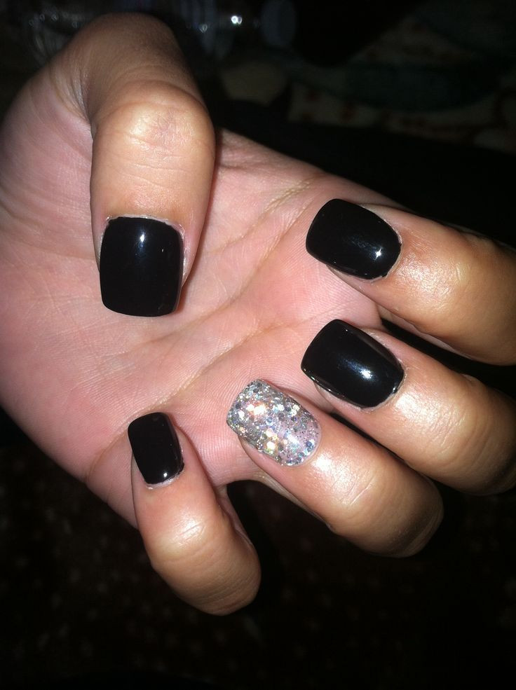 Black Nails With Silver Glitter
 awesome Awesome Black gel nails with one silver glitter