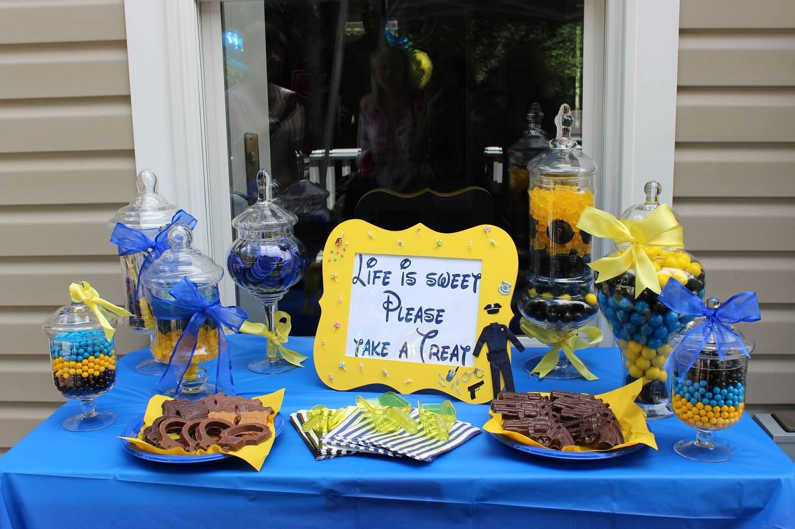 Blue And Yellow Graduation Party Ideas
 Police party candy buffet Candy bar Black blue and yellow