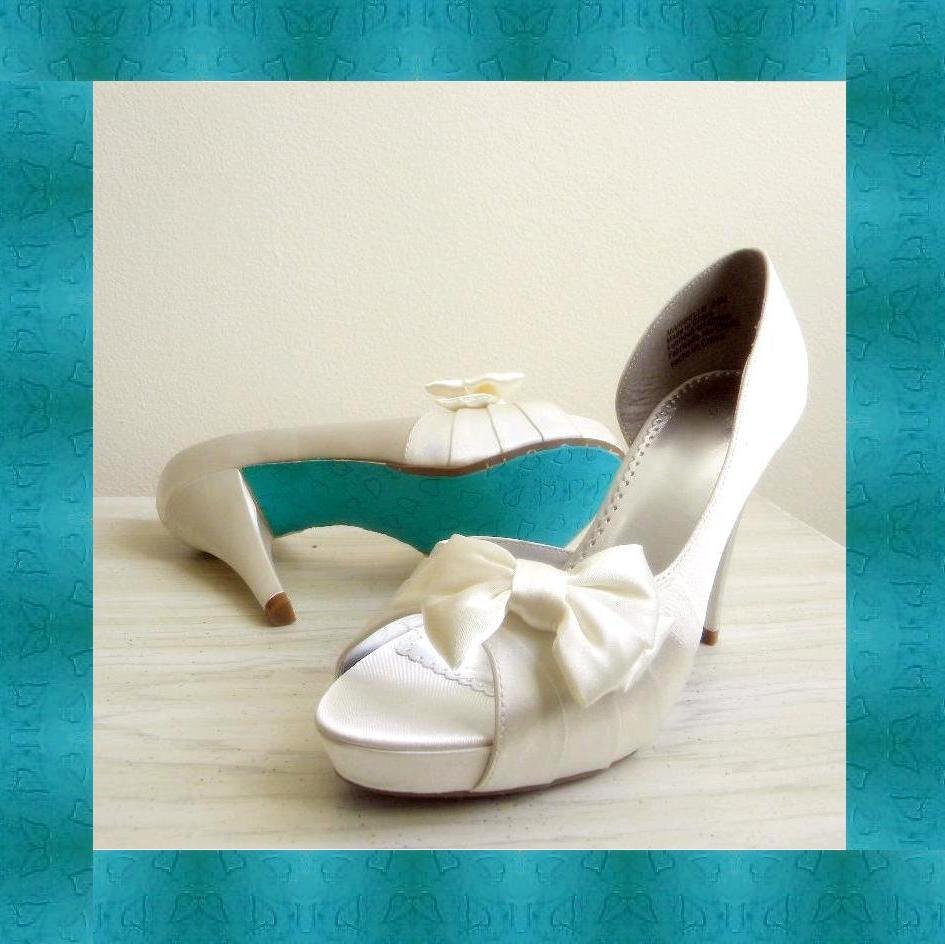 Blue Sole Wedding Shoes
 Wedding shoes Painted Soles Tiffany blue Heart and by