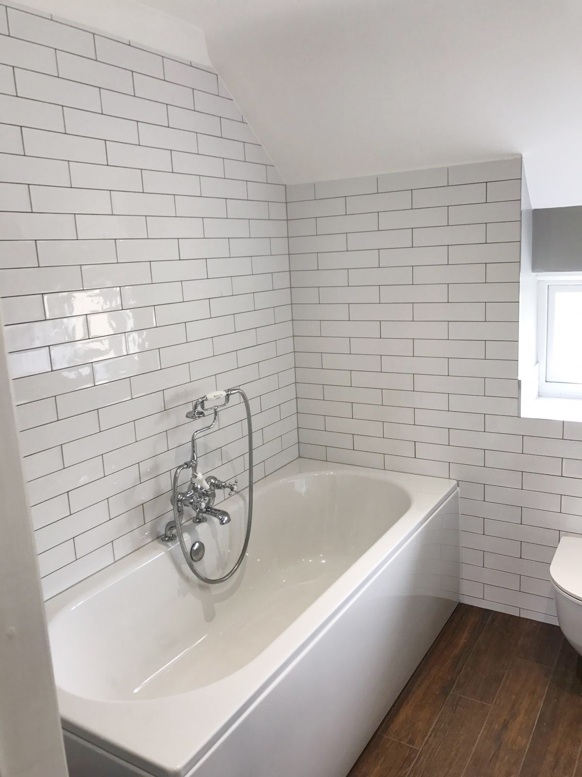 Brick Tile Bathroom
 Gloss white brick bathroom