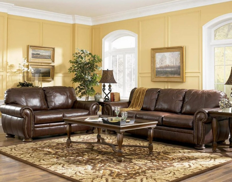 Brown Paint Living Room
 Brown Leather Couch and How to Care Properly Traba Homes