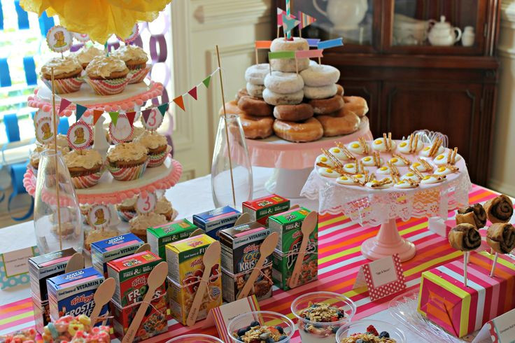 Brunch Food Ideas For A Party
 Morning Birthday Party Food some great ideas
