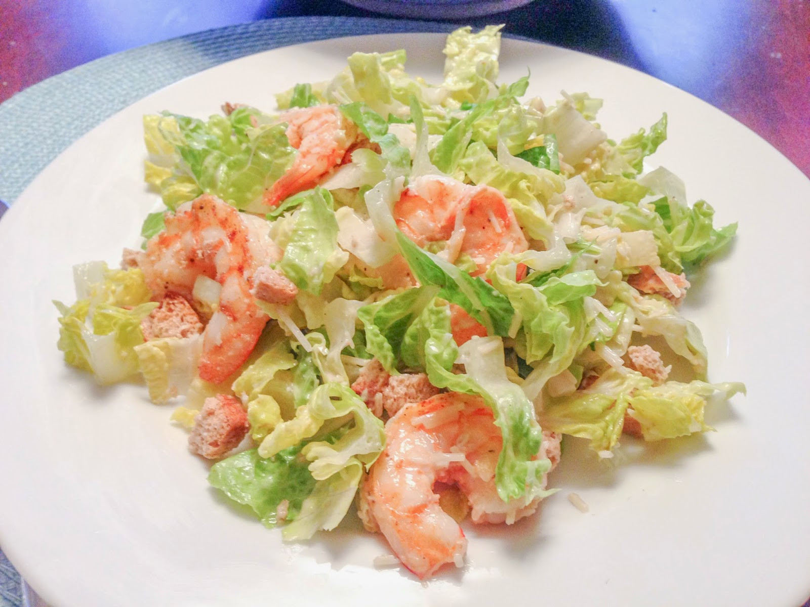 Caesar Salad With Shrimp
 FEAST EVERYDAY Caesar Salad with Shrimp