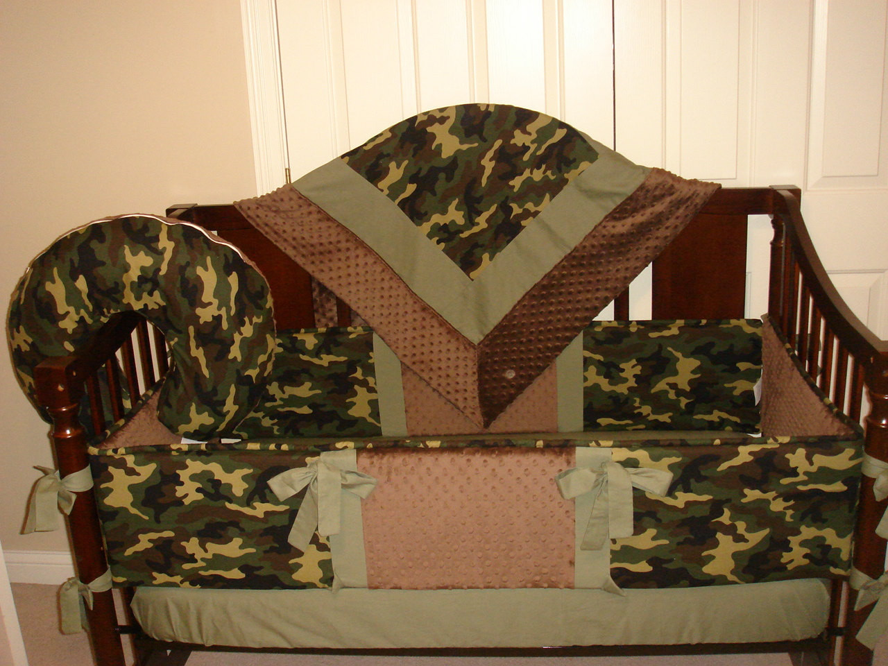 Camo Baby Decor
 Camouflage Baby Bedding Crib Set You Design Many Colors