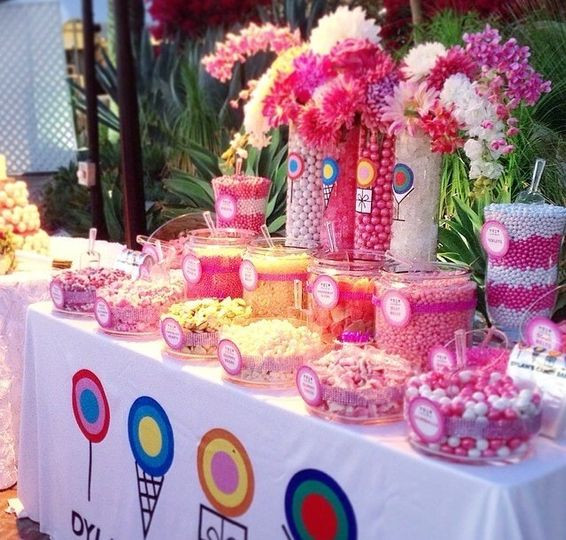 Candy Bar Wedding Favors
 Dylan s Candy Bar Favors & Gifts Miami Beach FL