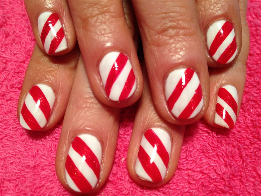 Candy Cane Nail Art
 Candy Canes Nail Art Gallery