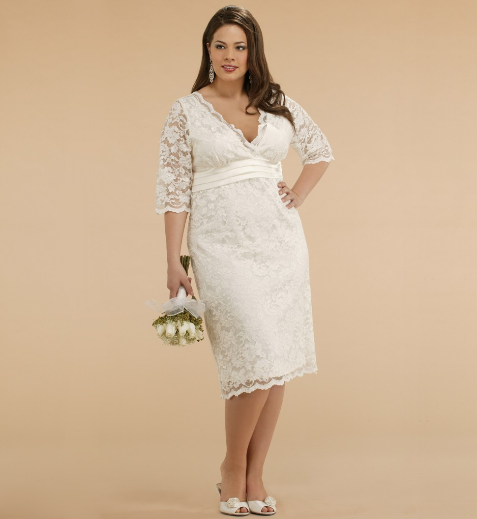 Casual Plus Size Wedding Dresses
 Ten Plus Size Lace Wedding Dresses That You Will Love