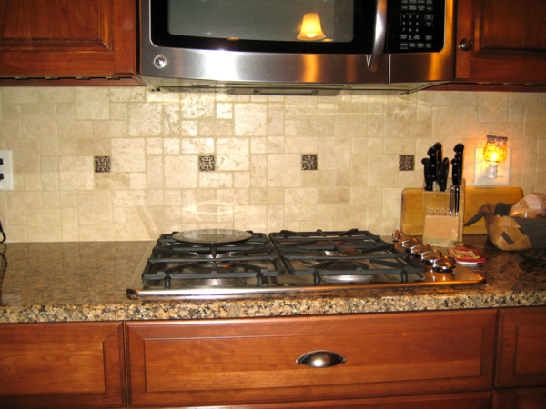 Ceramic Tile Backsplash Kitchen
 The Best Tiles to Build an Awesome Kitchen Backsplash