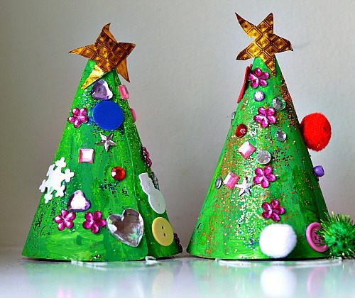 Children Crafts For Christmas
 Christmas Crafts for Kids Christmas Tree Hat Craft