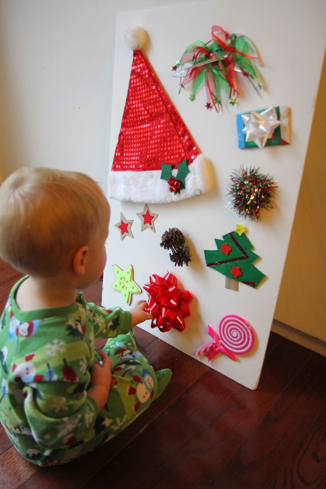 Christmas Crafts For Babies
 Toddler Approved Christmas Sensory Board for Kids
