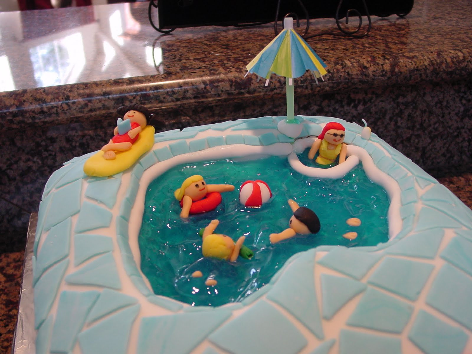 Cool Pool Party Ideas
 Claudia s cakes Swimming pool cake