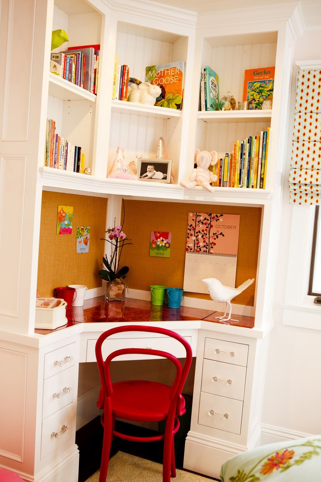 Corner Desk For Kids Room
 Built in corner desk good space saver for a small room