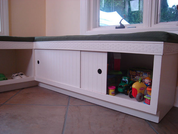 Corner Kitchen Bench With Storage
 nick April 2015