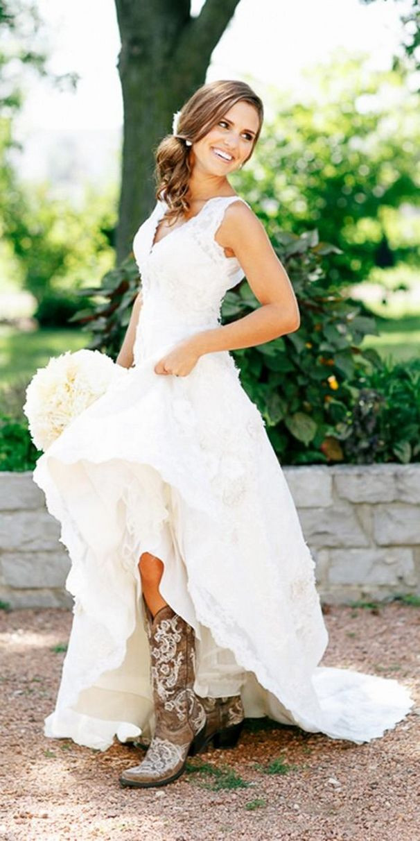 Country Chic Wedding Dresses
 Simple Country Style Wedding Dresses With Boots Trends
