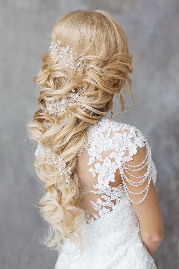 Country Wedding Hairstyles
 34 Romantic Country Wedding Hairstyles Ideas MagMent