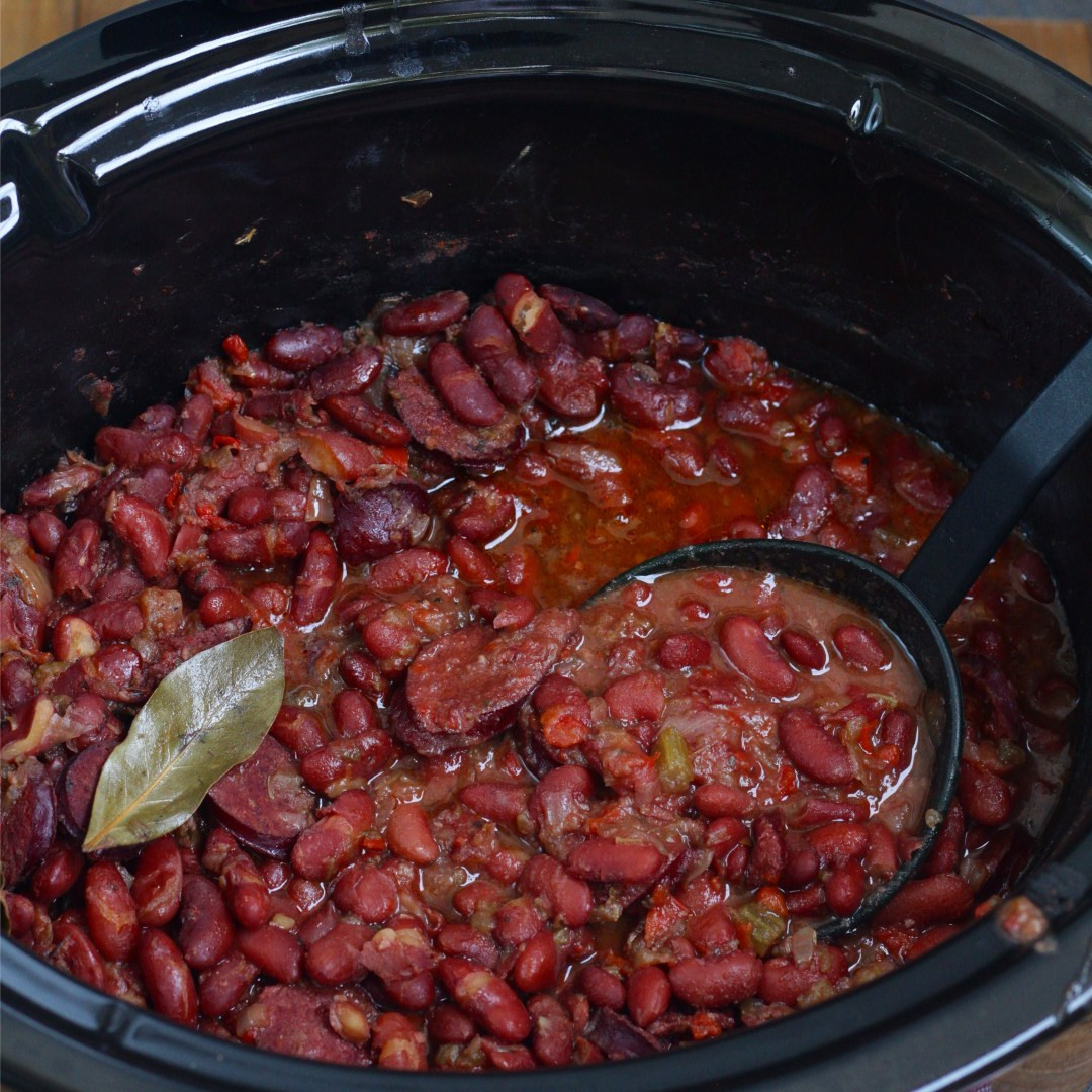 Crock Pot Red Beans And Rice
 Crock Pot Slow Cooker Cajun Red Beans and Rice Ev s Eats