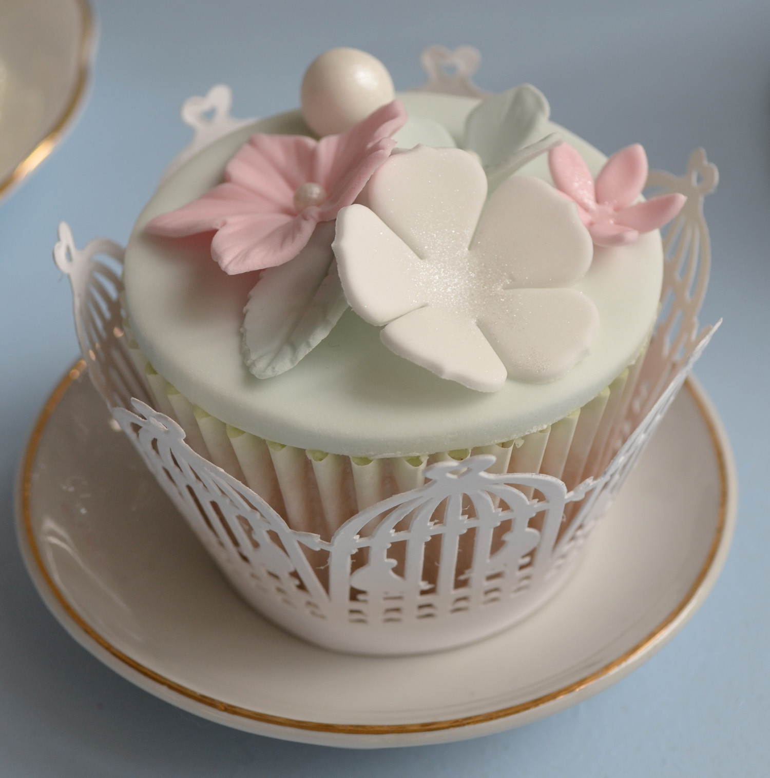 Cup Cake Wedding Cakes
 Little Paper Cakes Vintage Wedding Cupcakes