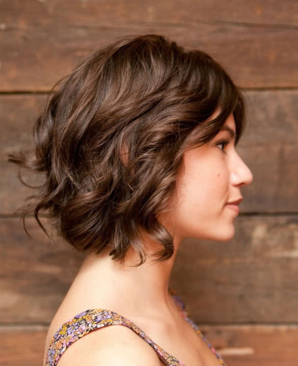 Curled Bob Hairstyles
 15 Great Short Curly Hairstyles YouQueen