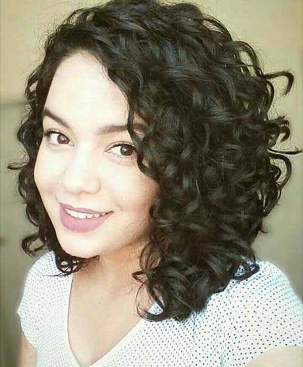Curly Hair Cut Style
 141 Easy To Achieve And Trendy Short Curly Hairstyles For 2020