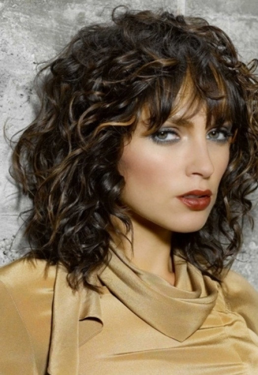 Curly Mid Length Hairstyles
 CUTE SHORT HAIRSTYLES ARE CLASSIC