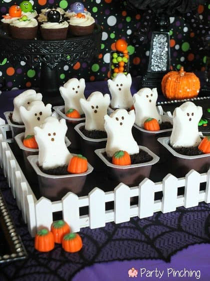 Cute Halloween Food Ideas For A Party
 Cute Halloween Party Ideas Moms & Munchkins