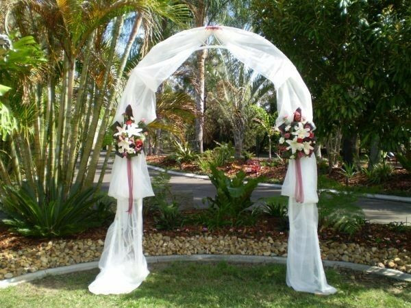 Decorating A Wedding Arch
 55"Wx90"H 7 5ft White Metal Arch Wedding Party Floral