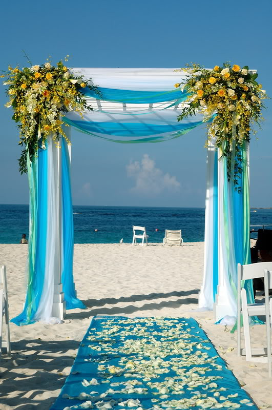 Decorating A Wedding Arch
 The Best Wedding Decorations Simple Guide For Wedding
