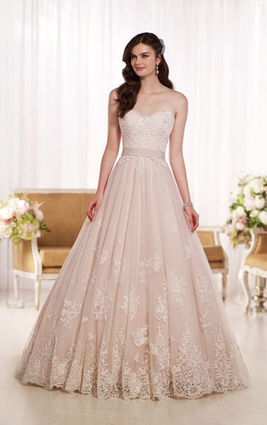 Designer Wedding Dress
 Lace on Tulle Designer Wedding Dress