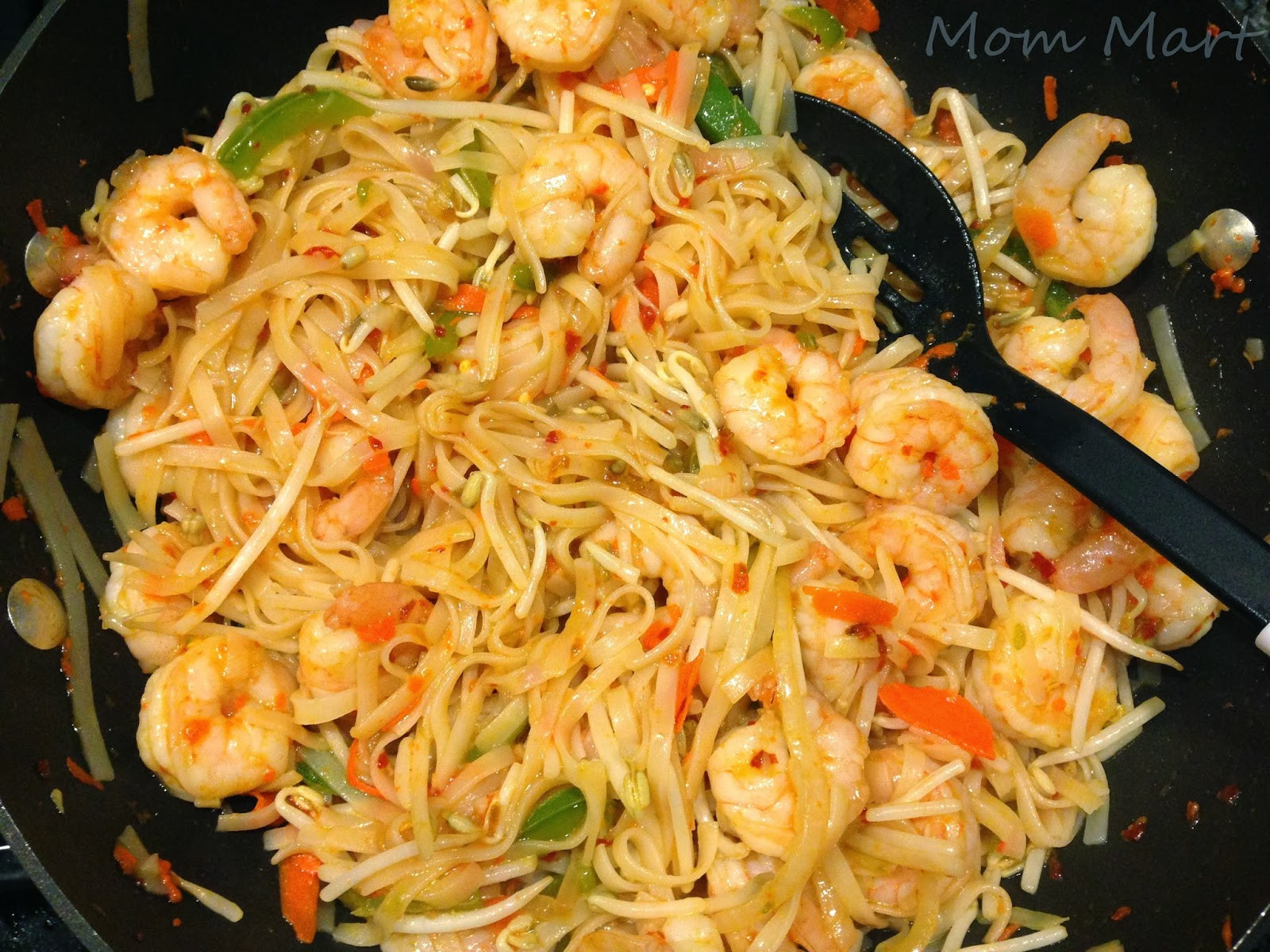 Dinner Recipe With Shrimp
 Mom Mart Keeping dinner light with Thai Shrimp Noodles