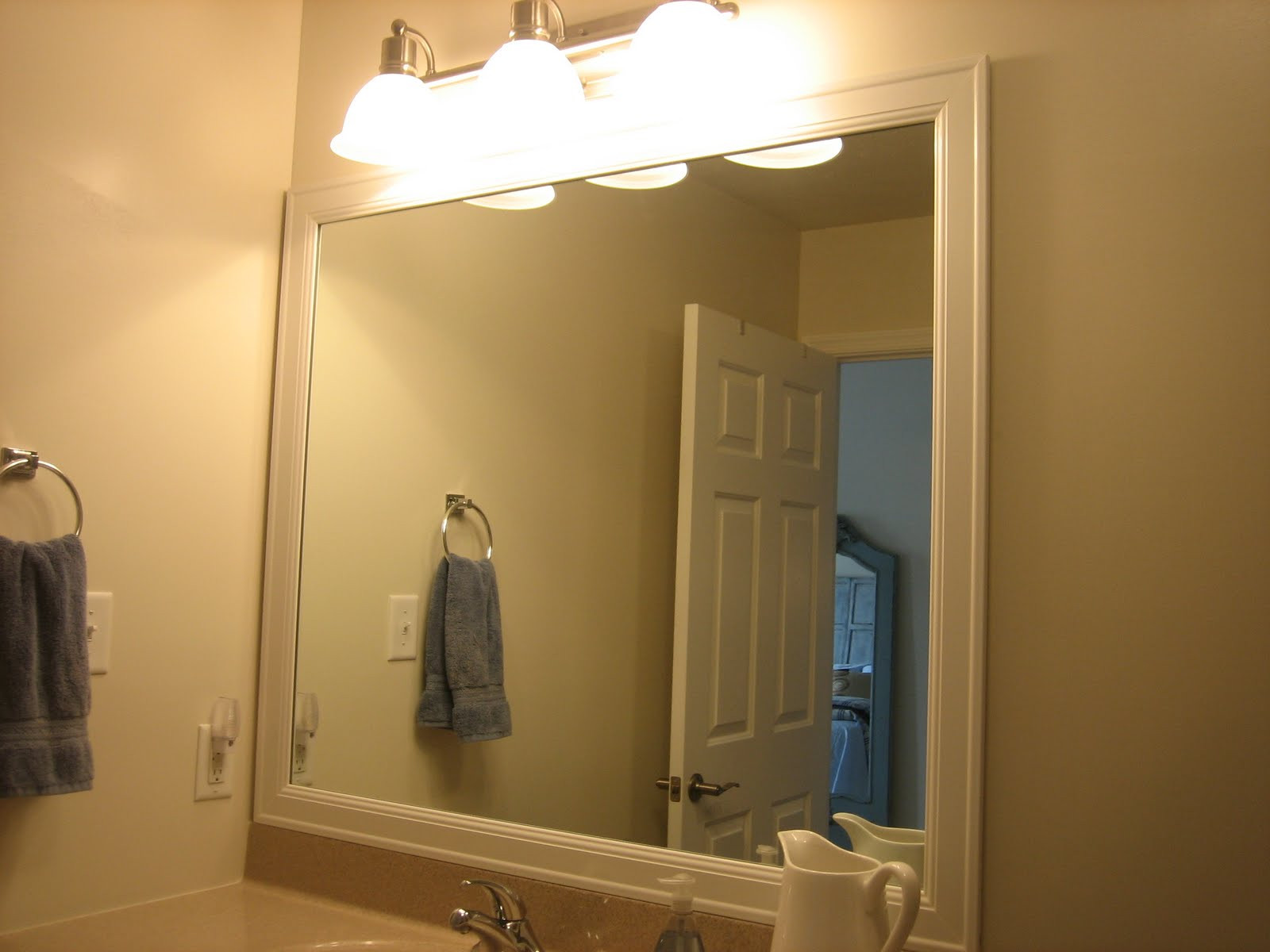 Discount Bathroom Mirror
 9 Easy Ways to Beautify Your Bathroom on the Cheap