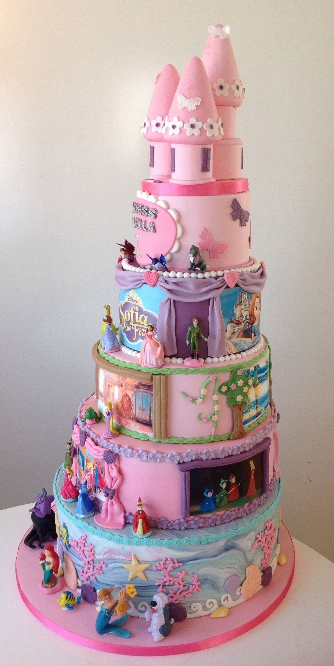 Disney Birthday Cake
 Disney Princess 1St Birthday Cake CakeCentral