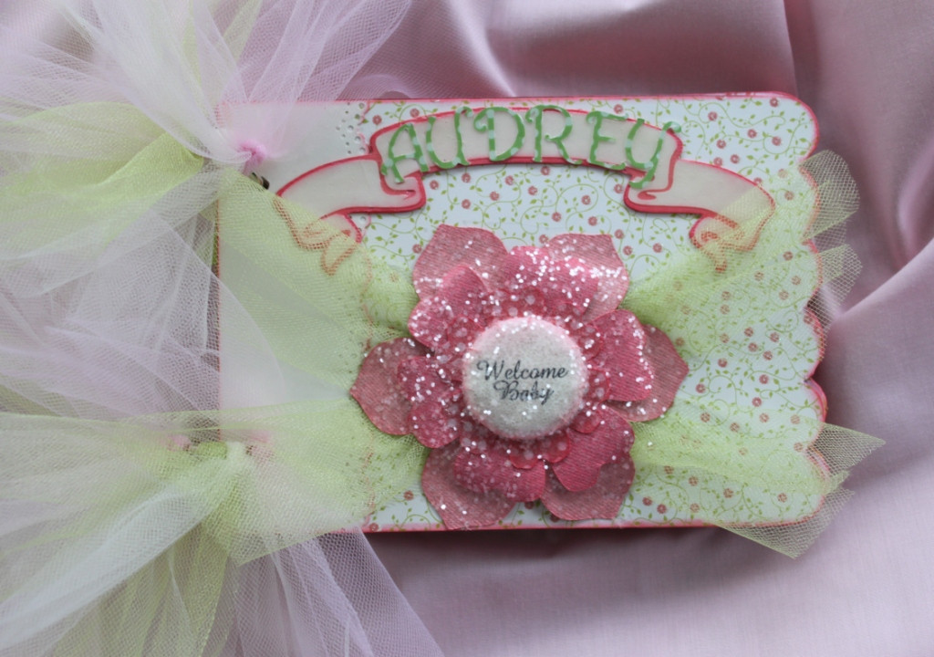 DIY Baby Gifts For Girl
 25 DIY Baby Shower Gifts for the Little Girl on the Way