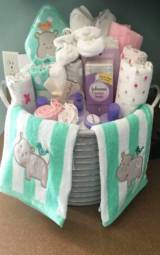 DIY Baby Gifts For Girl
 28 Affordable & Cheap Baby Shower Gift Ideas For Those on