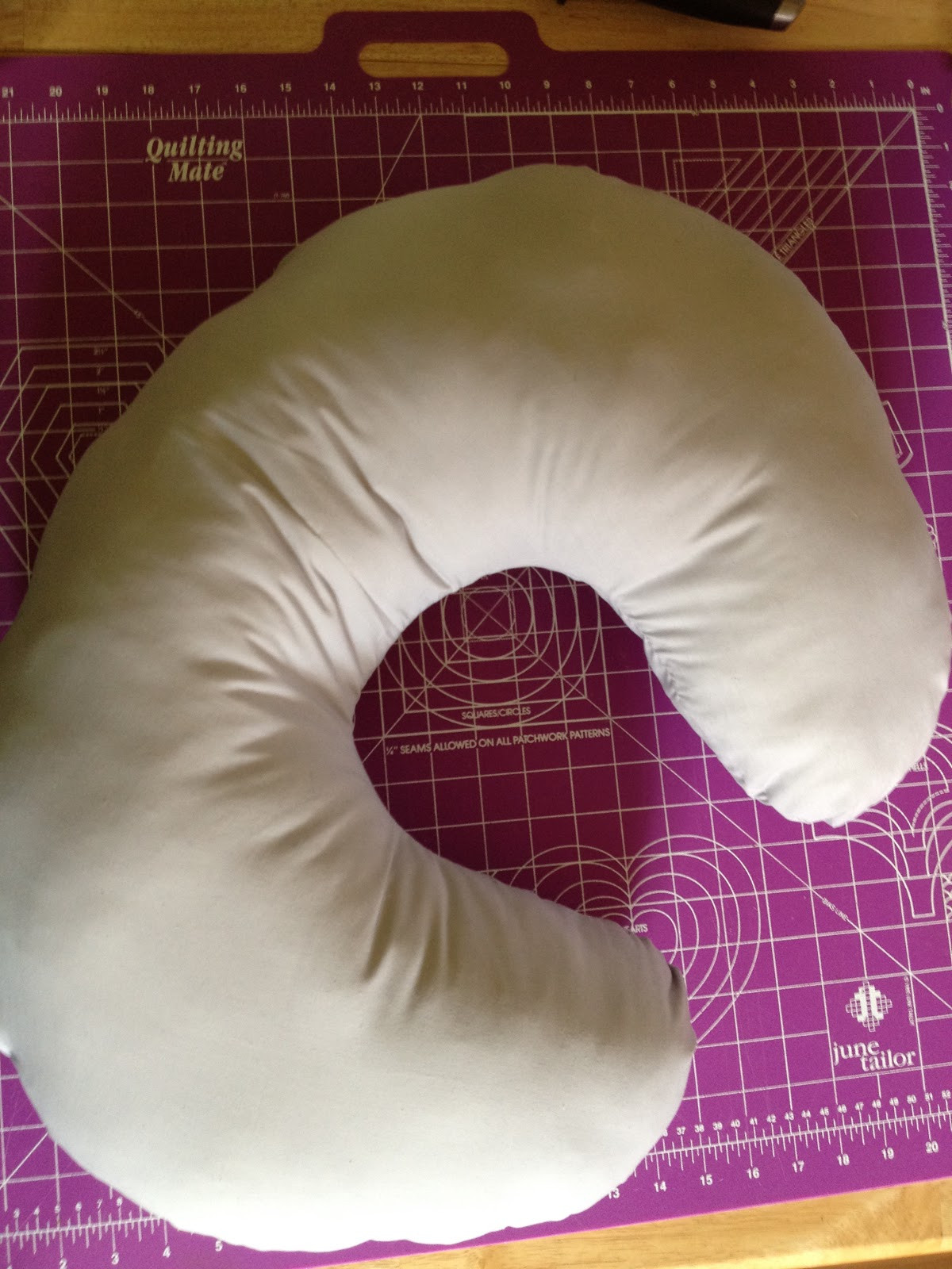 Diy Baby Pillow
 DIY Baby Projects Faux Boppy Pillow
