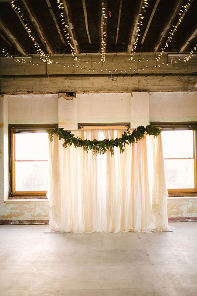 DIY Backdrop Wedding
 5 Beautiful and Easy DIY Wedding Backdrops