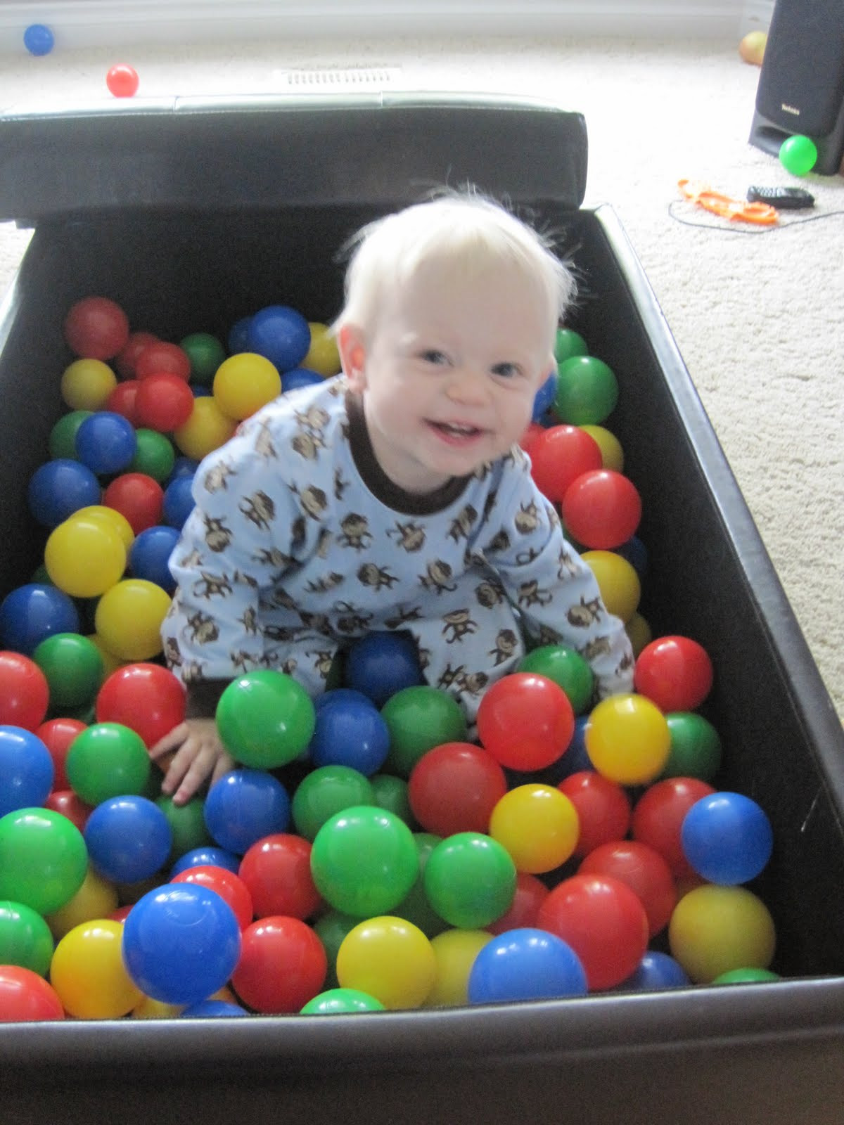 DIY Ball Pit For Toddlers
 Reader did do DIY ball pit Rookie Moms