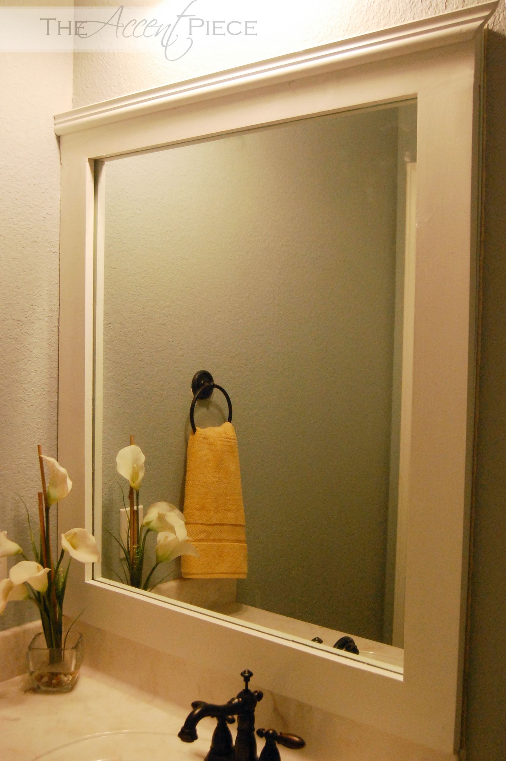 Diy Bathroom Mirror Frame
 DIY Framed Bathroom Mirror